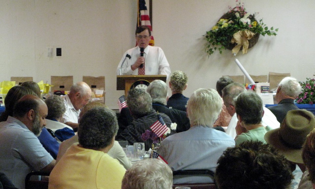 2008 spring dinner John Sullivan.jpg